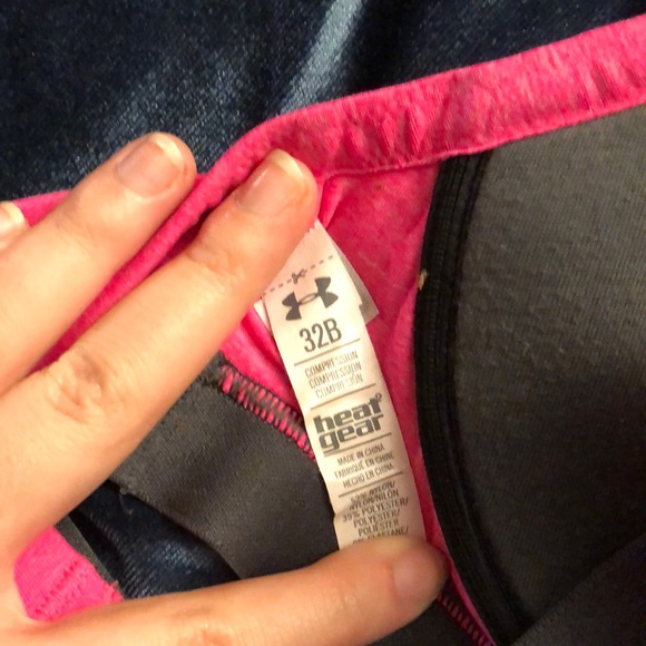 Under Armour Pink Strappy Sportsbra - Picture 3 of 5